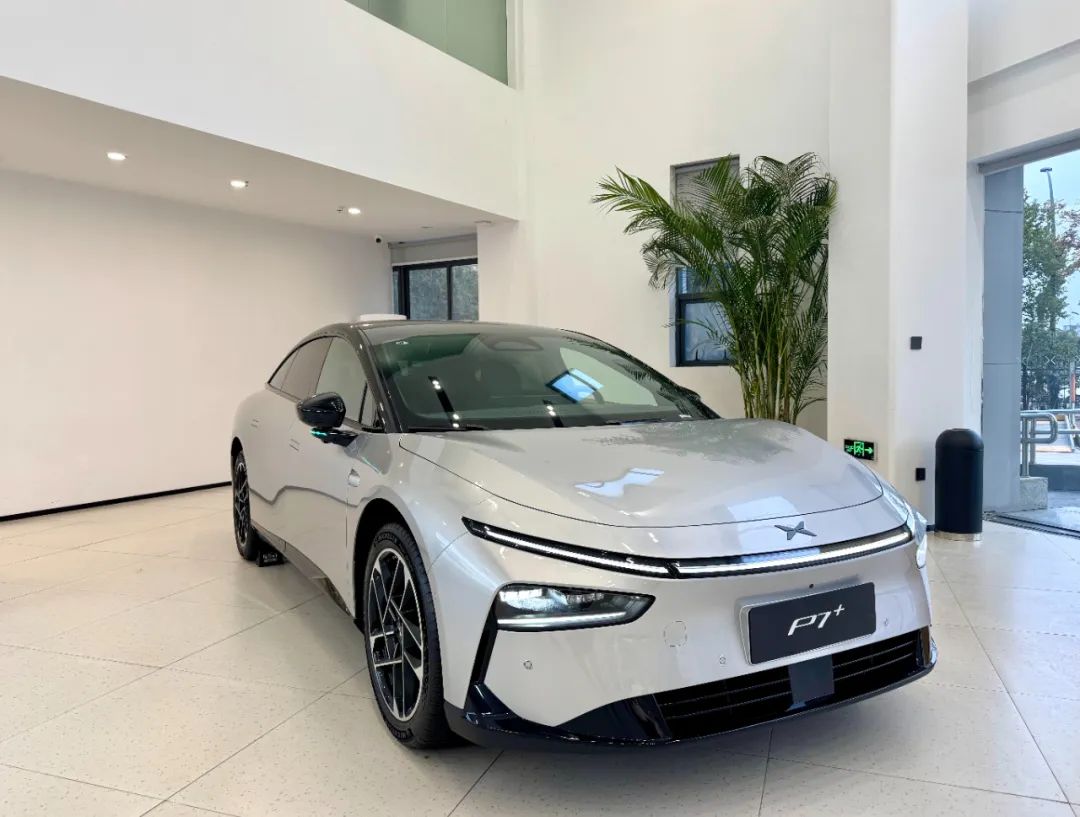 傳統(tǒng)4S店VS新勢力店,轉(zhuǎn)型銷售店長揭秘其中差別