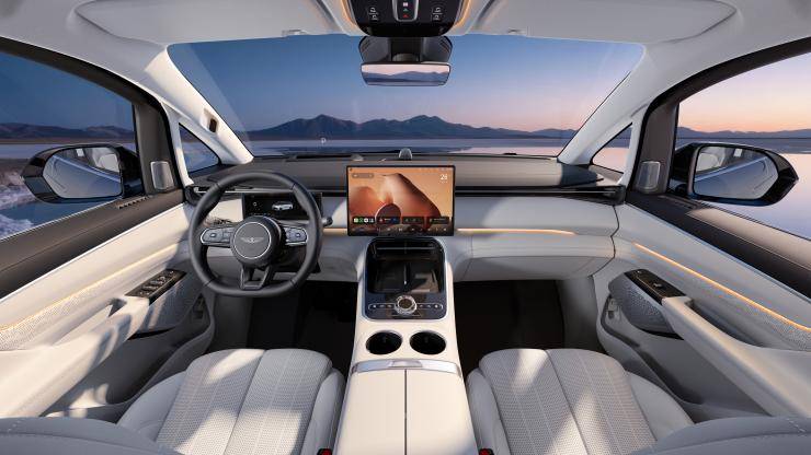 全新標識盡顯尊崇 超級AI增程吉利銀河 V900首秀