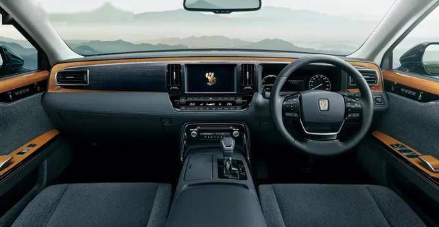 V8混動/標配豐田Safety Sense套件,新款豐田Century世紀亮相