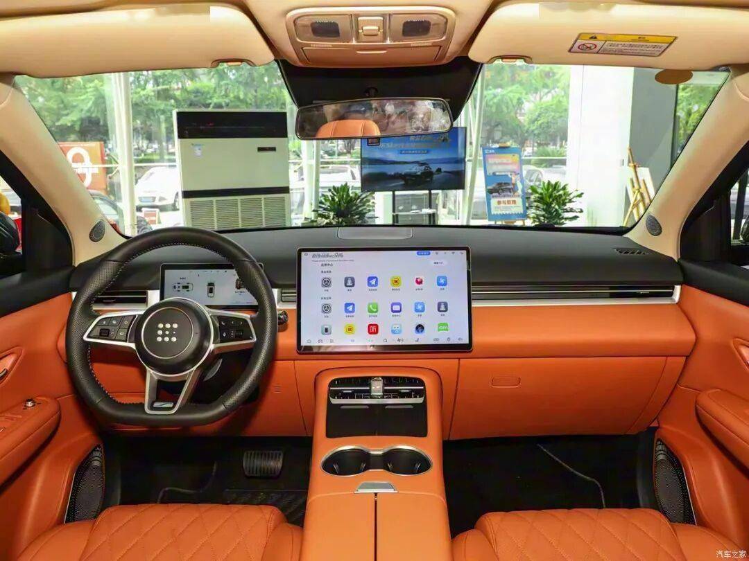 15.6英寸大屏,電動天窗,電子懷擋,11.98萬起就買中型SUV!